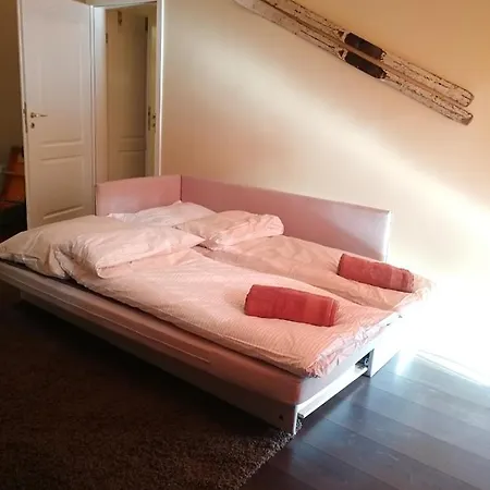 Parkside Apartman *