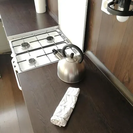 דירה Parkside Apartman *